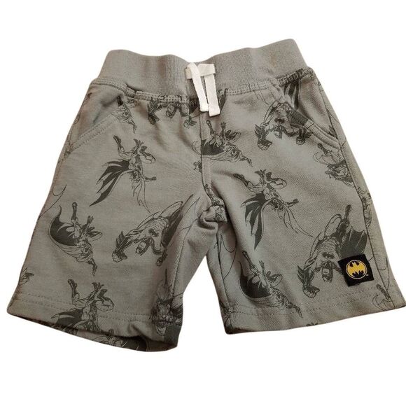 Batman shorts 18 months - Picture 1 of 4